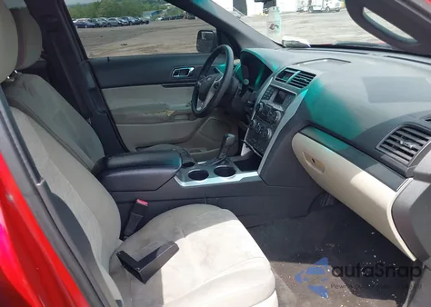 2012 Ford Explorer z USA, uszkodzony, nr VIN 1FMHK7B83CGA29346